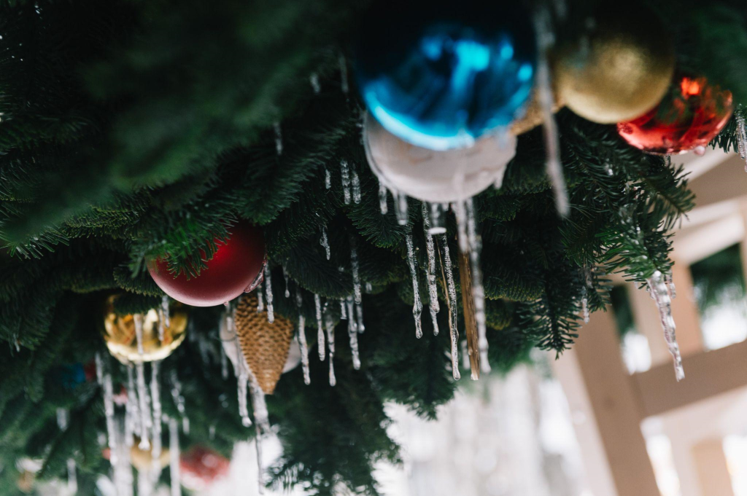 How King of Christmas and Glass Icicle Ornaments Can Make Your Spring Wedding More Magical